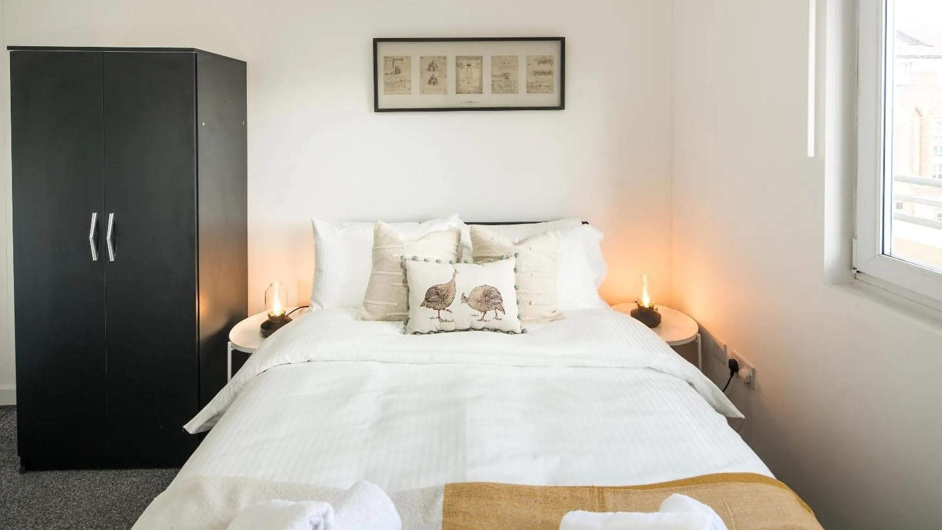 Canarywharf Apartments By Sleepy London