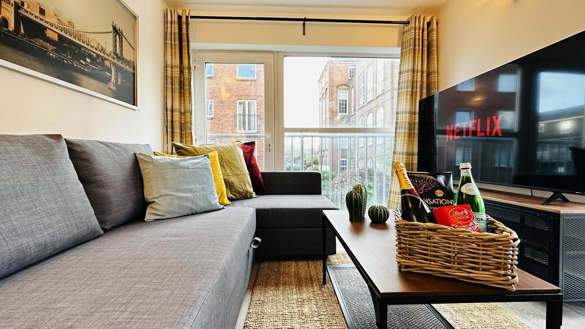 Canarywharf Apartments By Sleepy London
