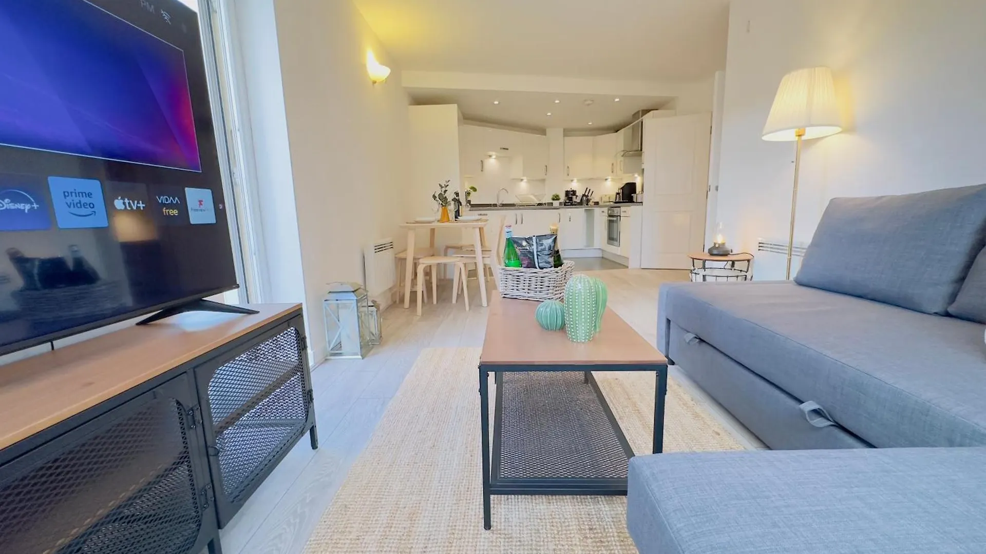 Canarywharf Apartments By Sleepy London