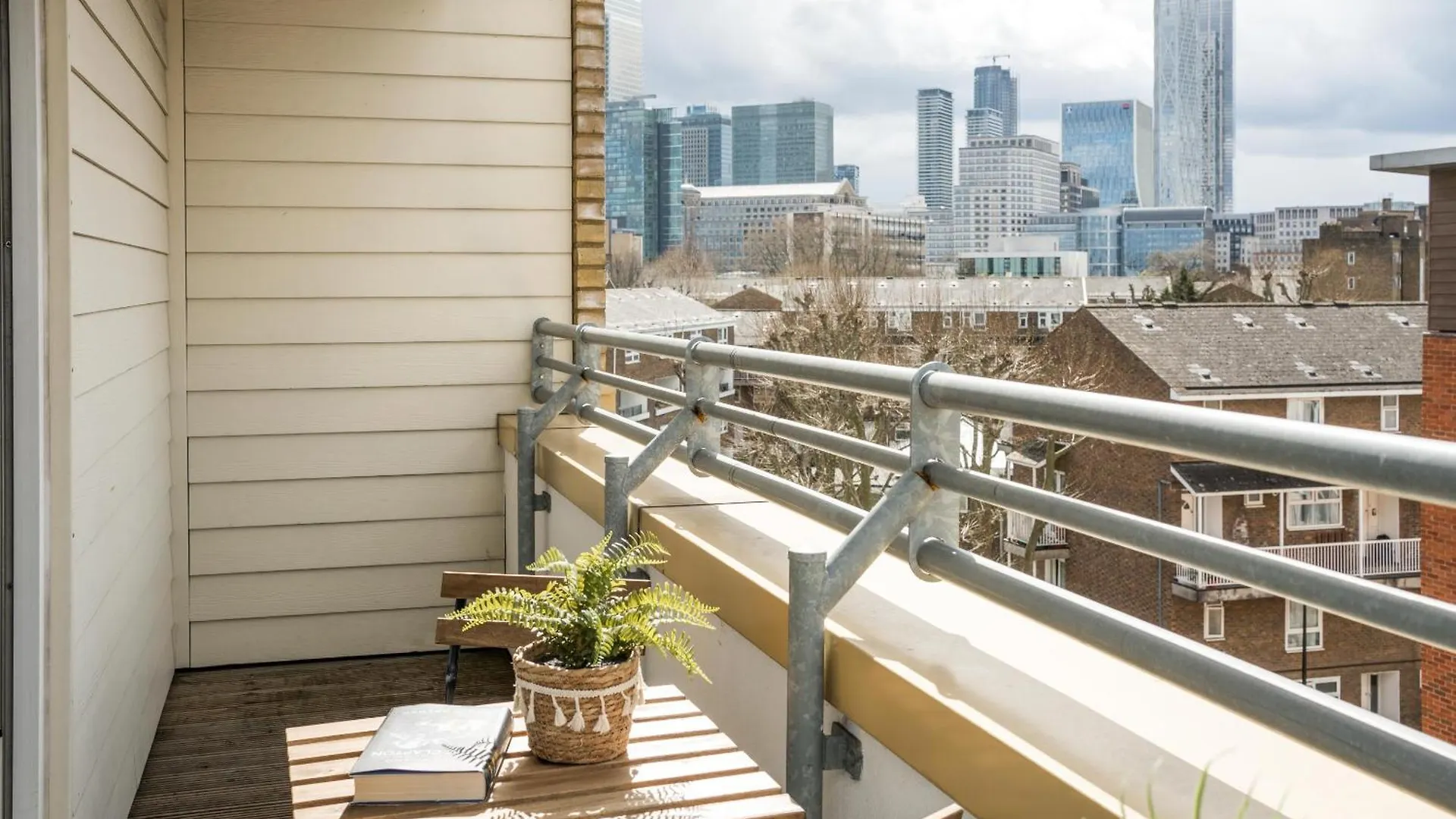 Canarywharf Apartments By Sleepy Londra